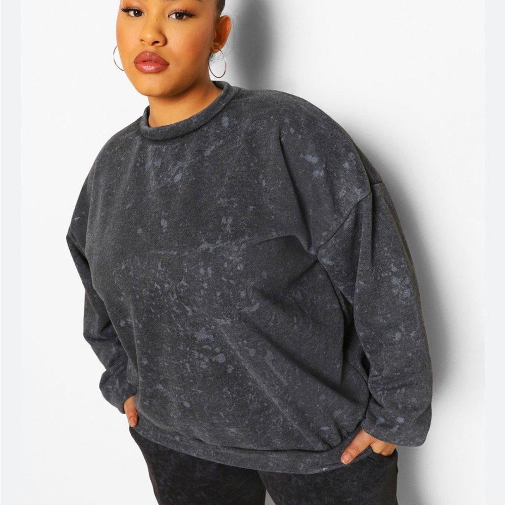 Perfect condition Plus Acid Wash Oversized Sweater